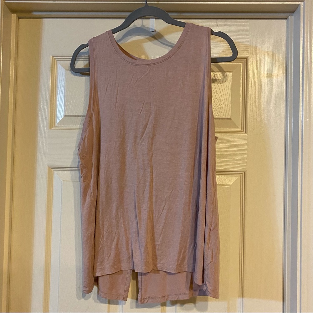 HALOGEN workout tank